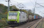 diverse-loks-und-gueterwagen/587927/captrainitl-185-517-0-mit-containerzug-am Captrain/ITL 185 517-0 mit Containerzug am 03.11.17 Berlin-Hohenschönhausen.