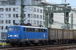 PRESS 140 041-5 (140 810-3) mit einem Containerzug mit innofreight - NYYLCON 30´-Container für die Beförderung von Schüttgütern mit zwei Containern auf einem Bahnwagen am 31.07.17 Vorbeifahrt Dresden Hbf.