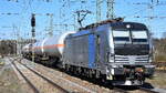 br-193-vectron-siemens/913335/rtb-cargo-gmbh-dueren-d-mit RTB CARGO GmbH, Düren [D] mit der geleasten Railpool Vectron '6193 177' [NVR-Nummber: 91 80 6193 177-3 D-Rpool] und einen Ganzzug Druckgaskesselwagen (Kohlenwasserstoffgas + Propan) am 15.04.26 Höhe Bahnhof Ruhland.