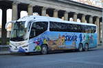 diverse-modelle/533465/ein-irizar-integral-reisebus-vom-polnischen Ein Irizar integral Reisebus vom polnischen Fuhrunternehmen OSKAR am 21.12.16 Berliner Museumsinsel.