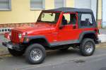 jeep-chrysler/437026/jeep-wrangler-sport-in-rot-am Jeep Wrangler Sport in rot am  07.06.15 Berlin-Pankow.