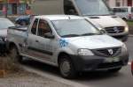 Wahrscheinlich der sogenannte Dacia Logan Pick-Up als Firmenfahrzeug, 22.12.12 Berlin-Schneberg.