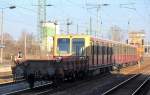 Hier die �berf�hrungsfahrt eines Berliner S-Bahn Viertelzuges der BR 485 , es ist 485 096/885 096-8, die dingend im Bestand wieder ben�tigt werden und einst z-gestellt standen durch LOCON 215 am 26.01.12 Bhf. Flughafen Berlin-Sch�nefeld.  