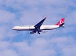 Eine Airbus A330 (TC-???) der Turkish Airlines beim Landeanflug zum Flughafen Berlin-Tegel am 29.09.11 ber Berlin-Pankow.