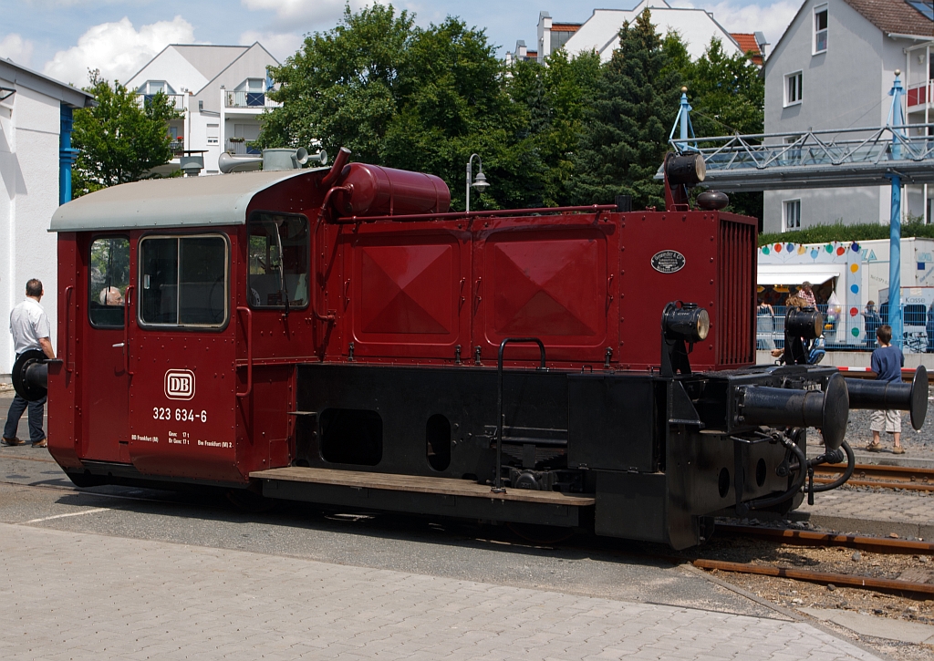 323 634-6 (Kof II) am 12.06.2011 beim Bahnhofsfest in K�nigstein/Taunus. Die K�f wurde 1958 von Gmeinder unter Fabrik-Nr. 5022 gebaut.