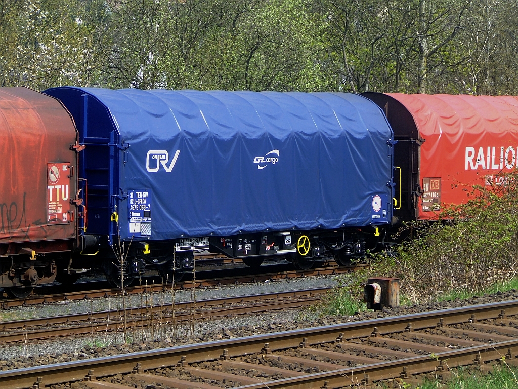 CFL Cargo Schiebeplanenwagen f�r Coiltransporte Shimmns am 26.04.2008 in Herdorf auf der Gleisanlage der Kreisbahn Siegen-Wittgenstein  (KSW). 