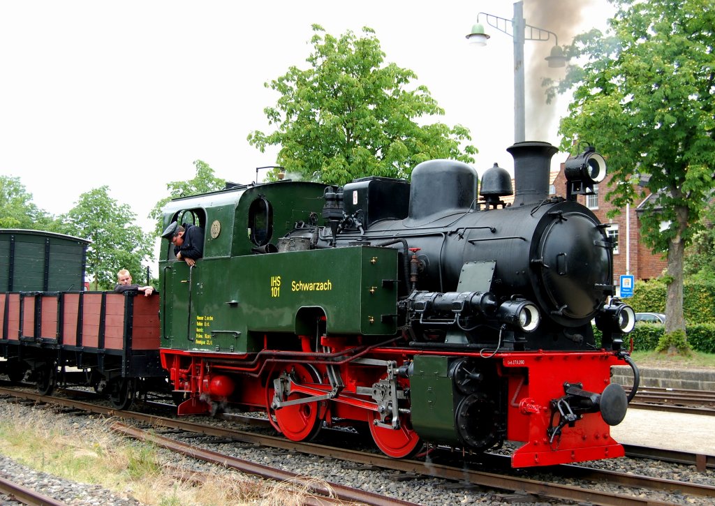 Dampflok 101 Schwarzach, Bj. 1949, Hersteller Lokomotivfabrik Krauss-Maffei M�nchen, bei der Selfkantbahn seit 2002. (Aufnahme 13.06.2011)