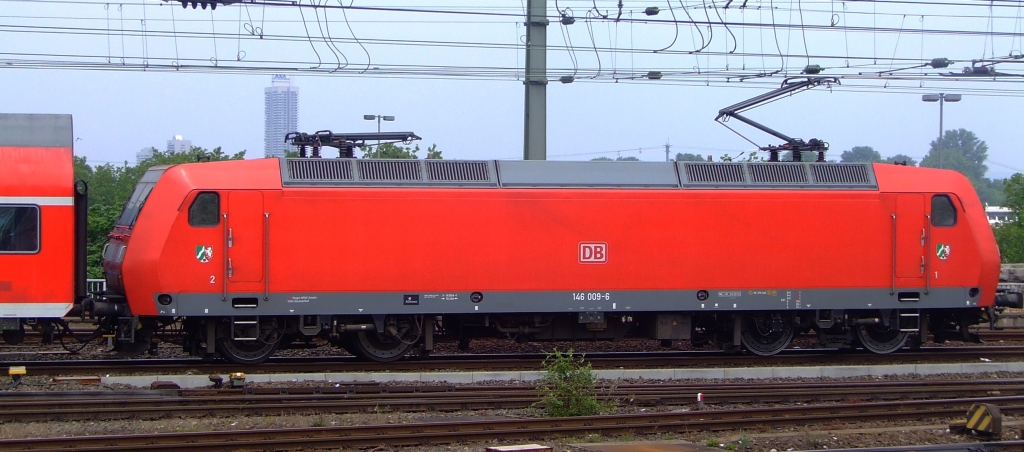 DB 146 009-6 f�hrt am 06.03.2007 vom Hbf K�ln Richtung Hohenzollernbr�cke.