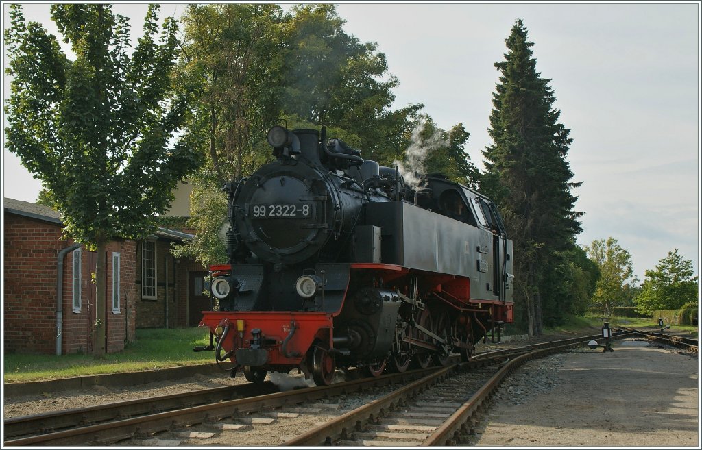 Die 99 2322-8 in K�hlungsborn West.
20. Sept. 2012