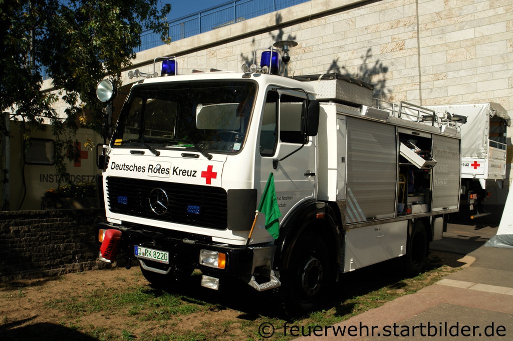 Dieser Ger�tewagen Technik wird vom DRK D�sseldorf eingesetzt.
Aufgenommen beim NRW Tag 2011 in Bonn.
