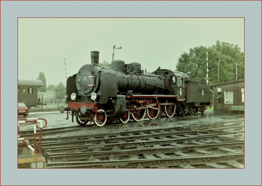 Eine PKP  P8  in Wolstyn.
(Gescanntes Negativ) 28. Aug. 1994