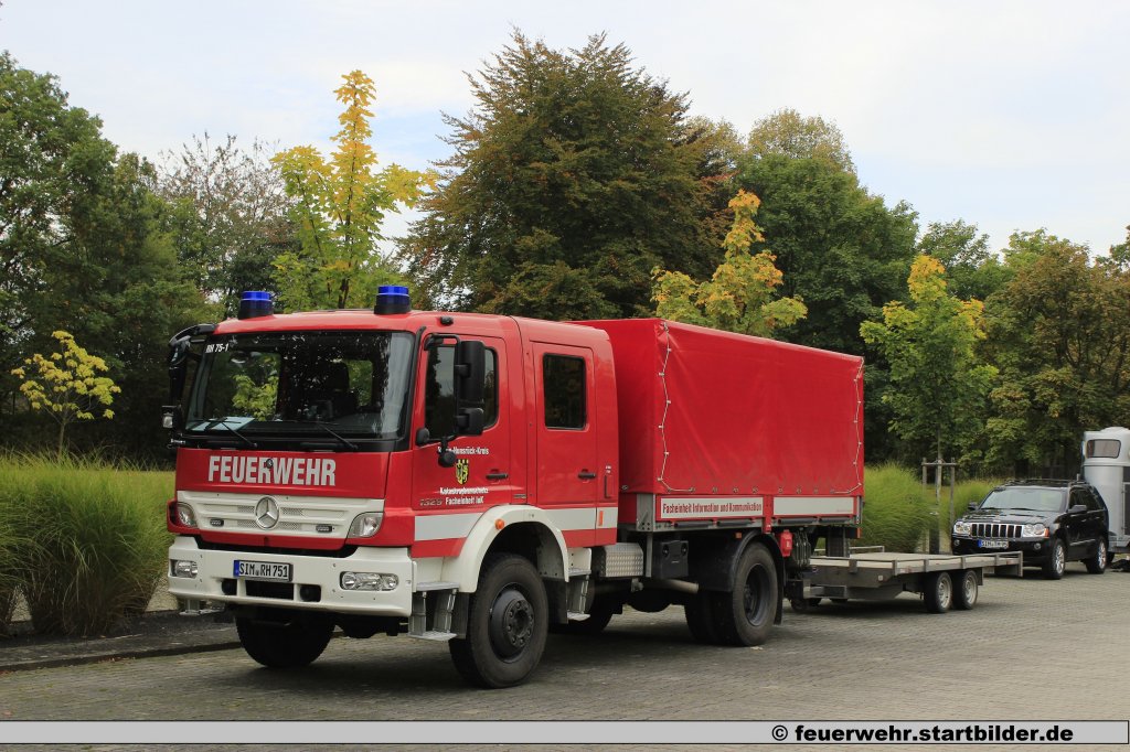Fahrzeug (SIM RH 751) das Rhein Hunsr�ck Kreises der Fachgruppe LUK.
Aufgenommen beim Jubil�um 50 Jahre LFV-Rheinland-Pfalz in Mainz,6.10.2012.