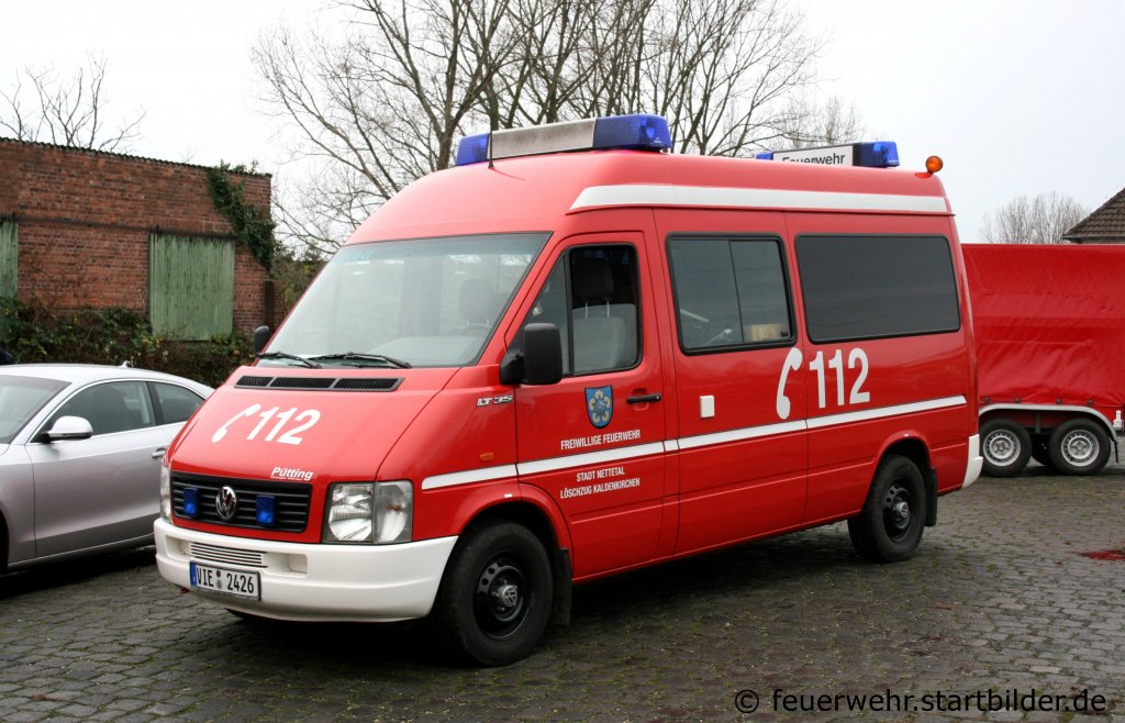 Feuerwehr Nettetal
4/19/31
VIE 2426
MTF
VW 
Aufgenommen bei einem Bahnhofsfest in Kaldenkirchen,6.12.2009.