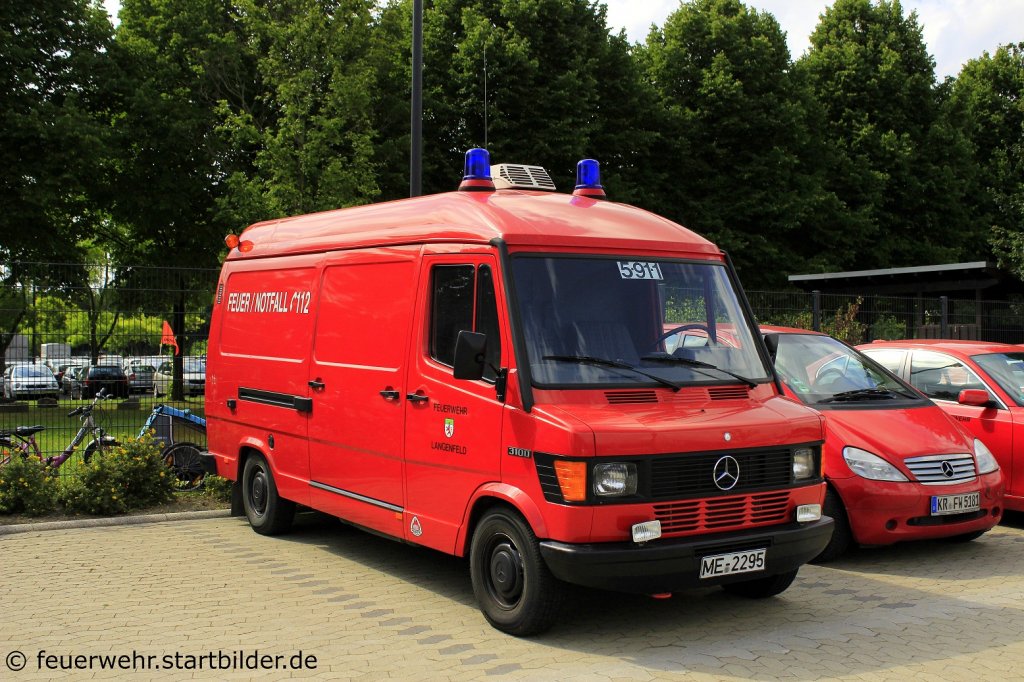 GW-Gefahrgut (5/91/1) der Feuerwehr Langenfeld.
Aufgenommen beim Tdot der Feuerwehr Langenfeld,30.6.2012.