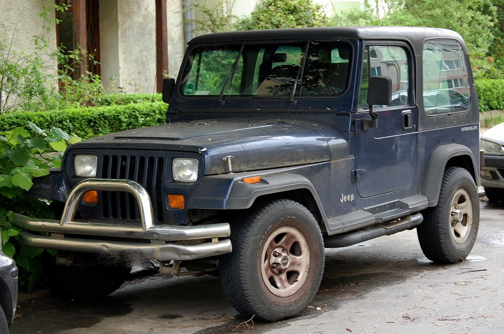 Jeep Wrangler, 01.06.13 Berlin-Pankow.