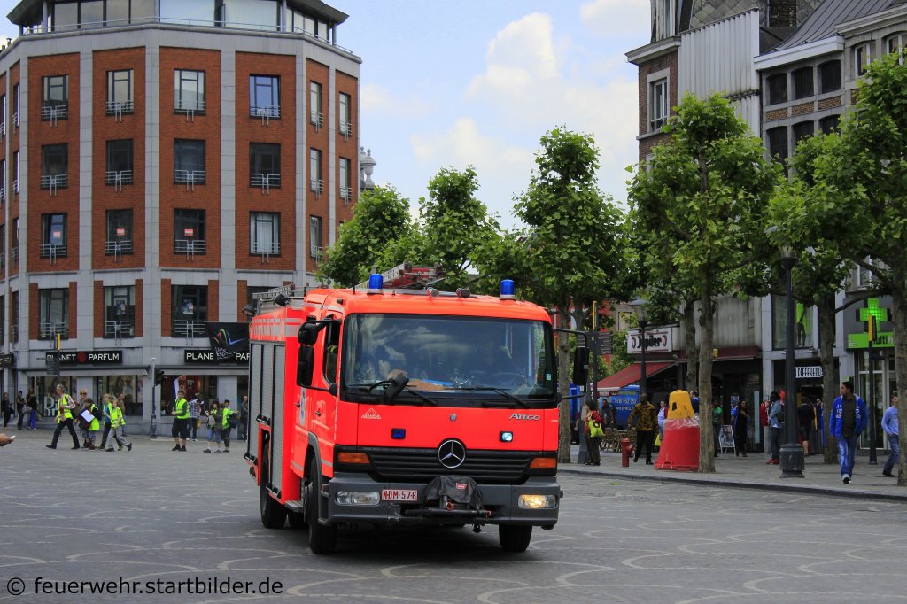 LF der Brandweer Liege aus Belgien.
Aufgenommen in Liege am  26.6.2012.