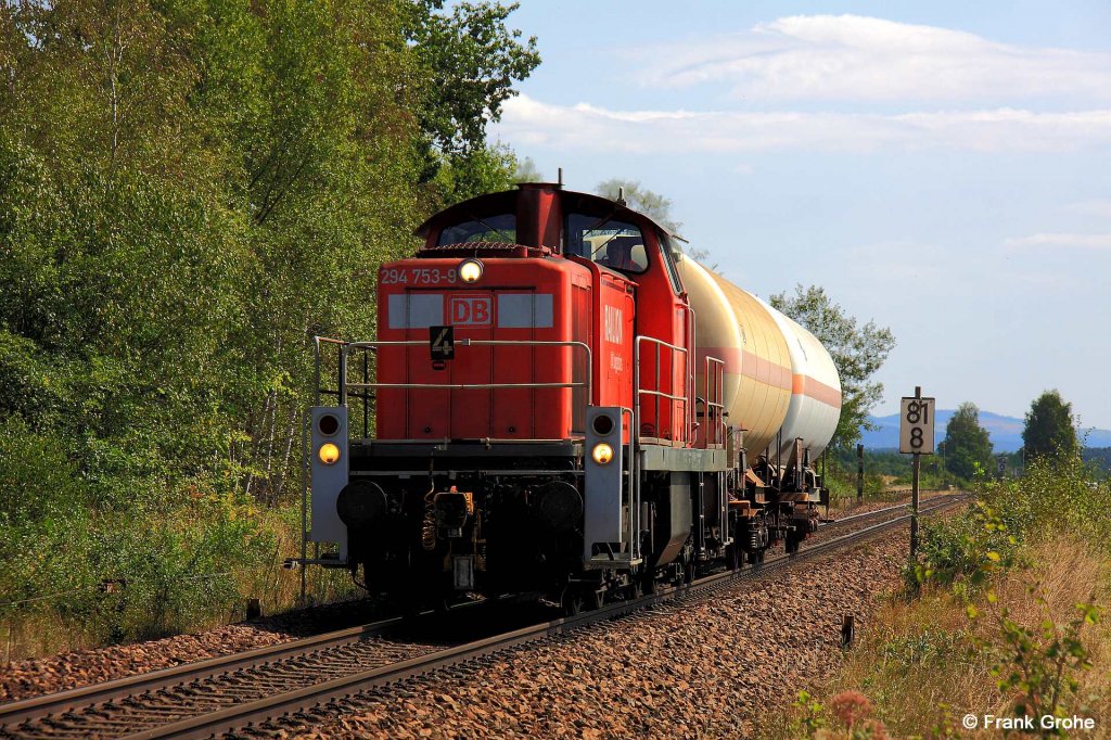 Railion DB Logistics 294 753-9 mit �bergabe 56924 Schwandorf - Freih�ls, KBS 870 Schwandorf N�rnberg, fotografiert bei der Einfahrt Freih�ls am 23.08.2012 
