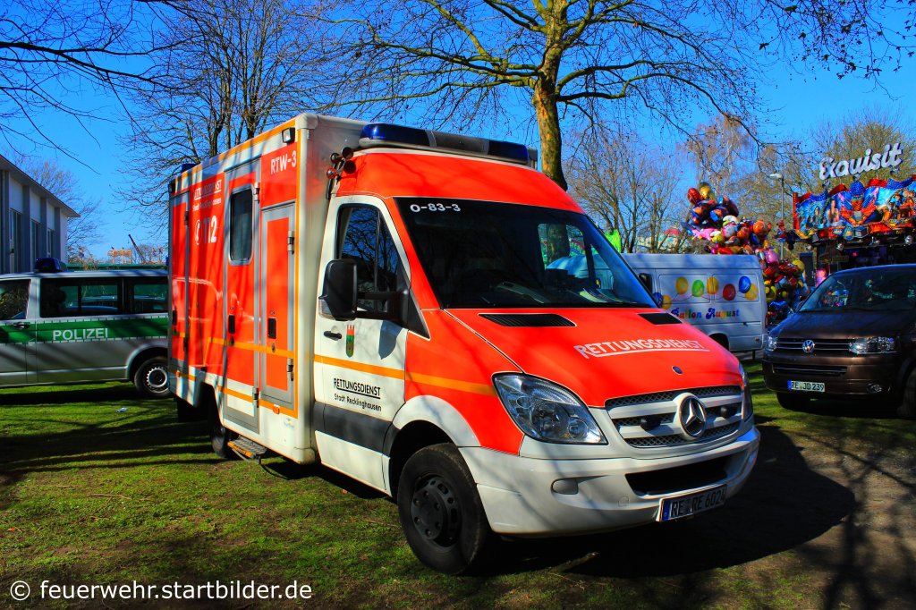 RTW-3 (0/83/3) der Feuerwehr Recklinghausen.
