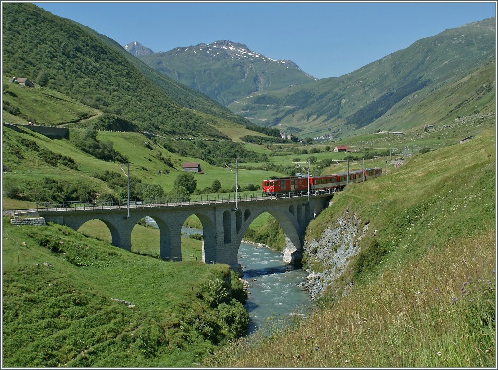 ...und ein dritter stand draussen und hat nicht gesehen, wer da vorbeifuhr.
19. Juli 2010