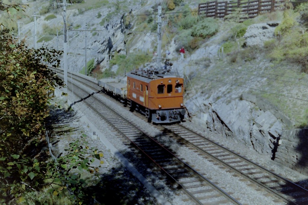 Vor etlichen Jahren (1994) konnte ich einen Te 2/3 mit leider unbekannter Nummer im  Plandienest  kurz nach Hohtenn fotografieren. 
(Scann)