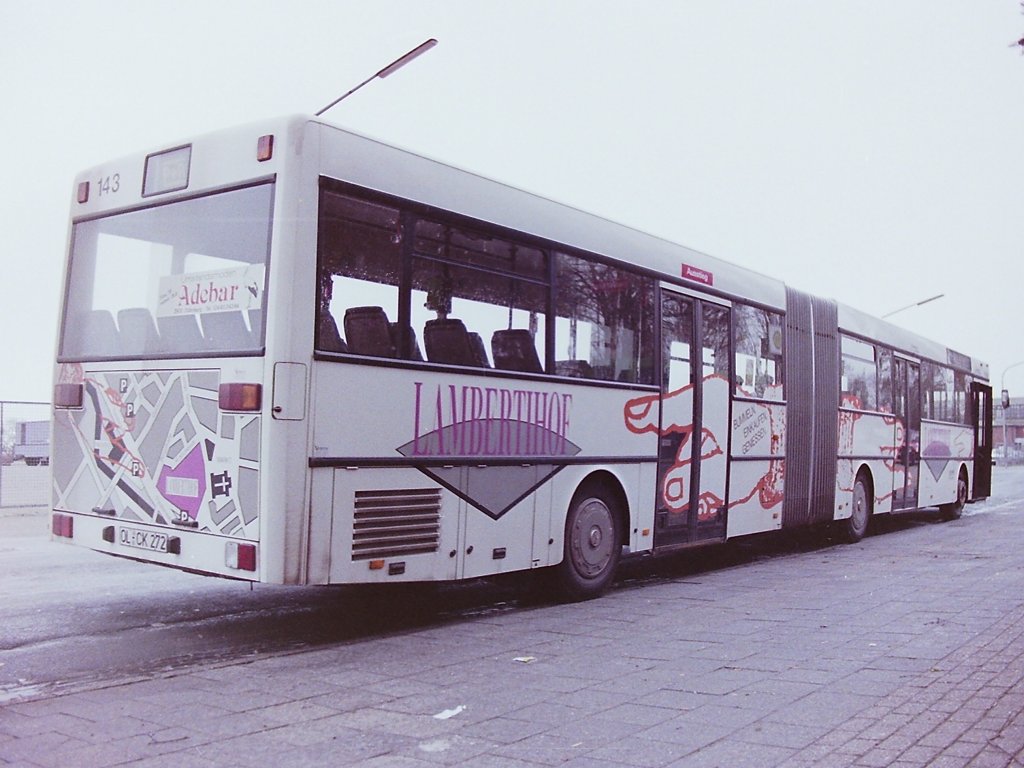 Wagen 143. Wie der Name schon sagt liegt diese neue Passage in der N�he des Marktplatzes zwischen Lange Stra�e und Theaterwall und damit ihn auch wirklich jeder finden kann, ...