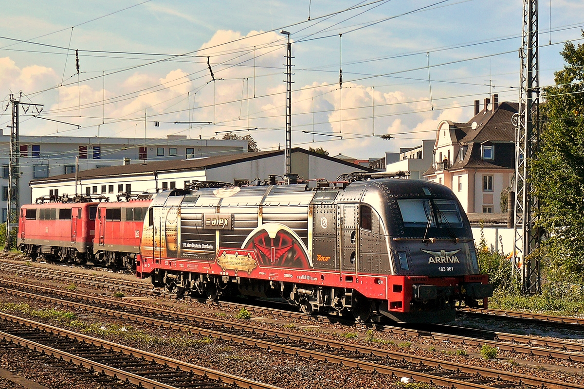 . Die sch�ne ALEX Lok 183 001-7  175 Jahre Eisenbahn in Deutschand  war am 11.09.2010 im Hauptbahnhof von Regensburg abgestellt und konnte aus dem Zug auch noch von der anderen Seite fotografiert werden. (Hans)
