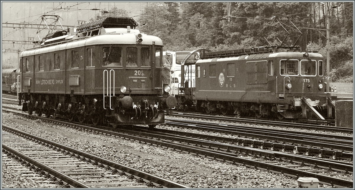 100 Jahre BLS: Nordrampenfest mit viel Regen und der eindrücklichen Ae 6/8 205 hier beim Manöver in Kandersteg.
29. Juni 2013 