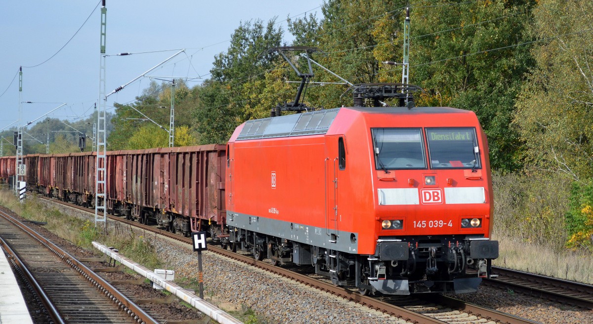 145 039-4 mit Ganzzug offener Güterwagen Richtung Karower Kreuz Berlin am 14.10.14 Mühlenbeck/Mönchmühle b.Berlin. 