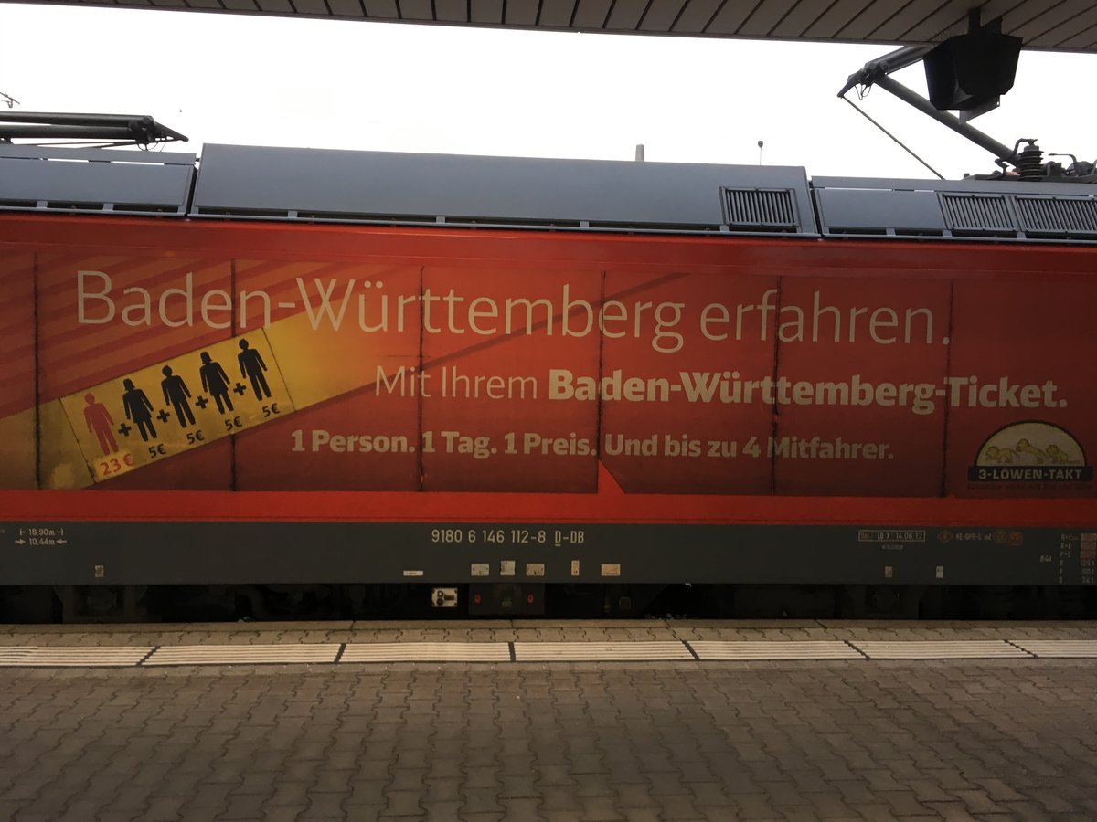 146 112 mit Werbung f�r das Baden - W�rtemberg Ticket am 26.11.16
