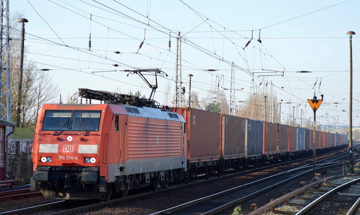 189 014-4 mit Containerzug Richtung Frankfurt/Oder am 29.11.17 Berlin-Hirschgarten.