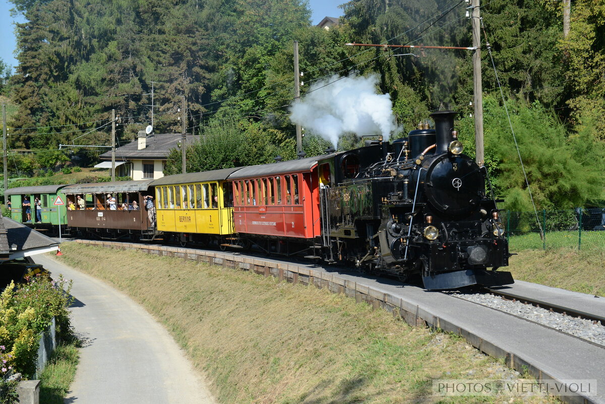 2019-08-24, BC Blonay Chemin de Bouricloz.
Locomotives à vapeur HG 3/4 3 avec 23-C44-36