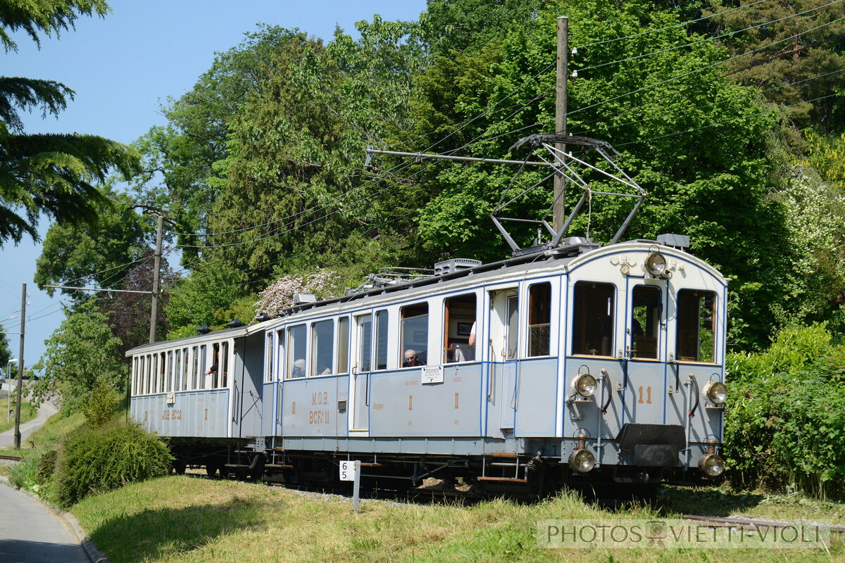 2023-03-10, BC/Blonay Chemin de Bouricloz
Automotrices  BCFe 4/4 11 MOB Avec MOB BC 22
