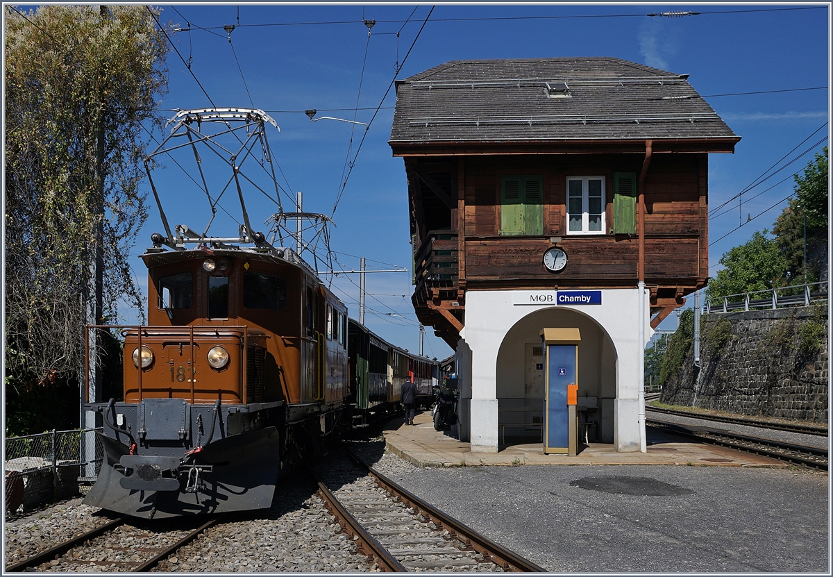50 Jahre Blonay Chamby - MEGA BERNINA FESTIVAL: Die RhB Ge 4/4 482 in Chamby.

8. Sept. 2018