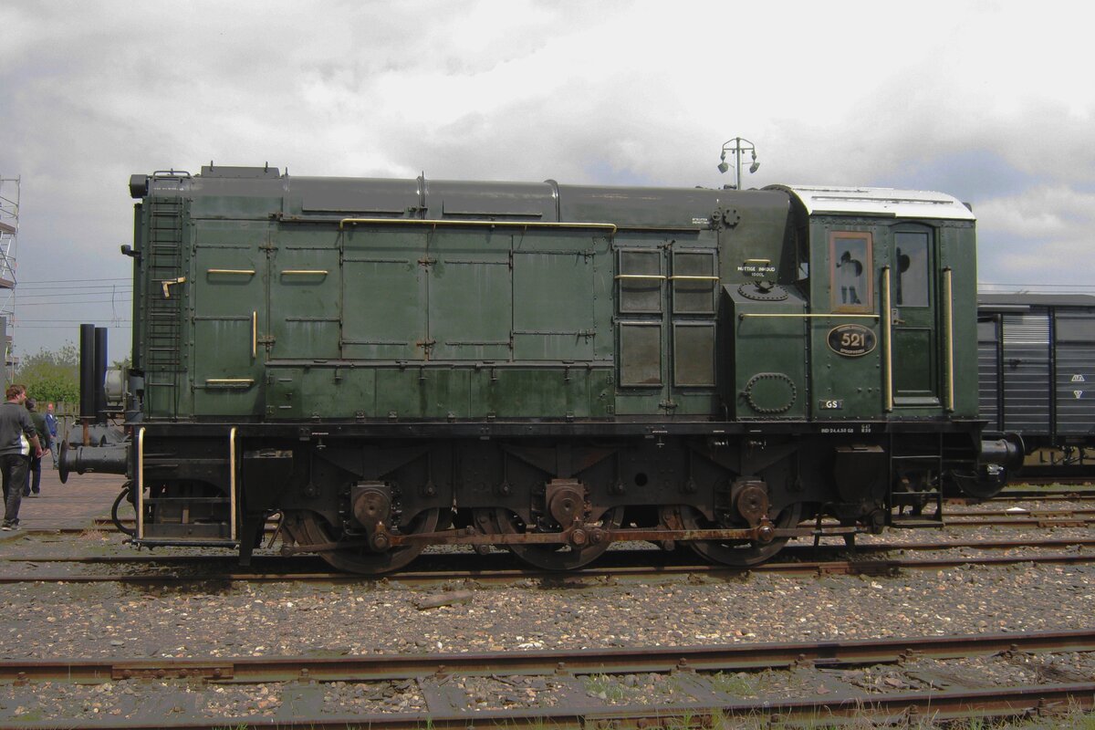 Am 14 Mai 2015 steht SGB 521 in Goes.