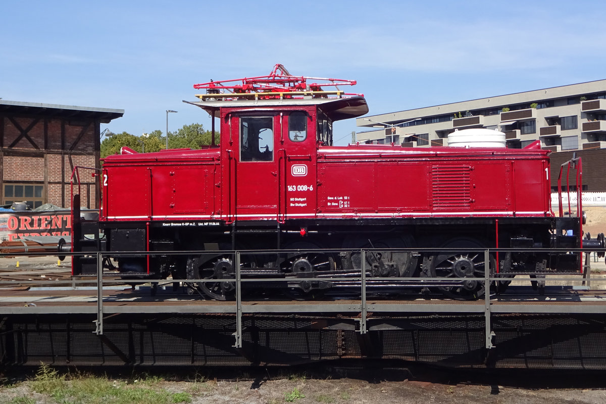 Am 15 September 2019 steht 163 008 ins S�ddeutsches Eisenbahnmuseum Heilbronn.