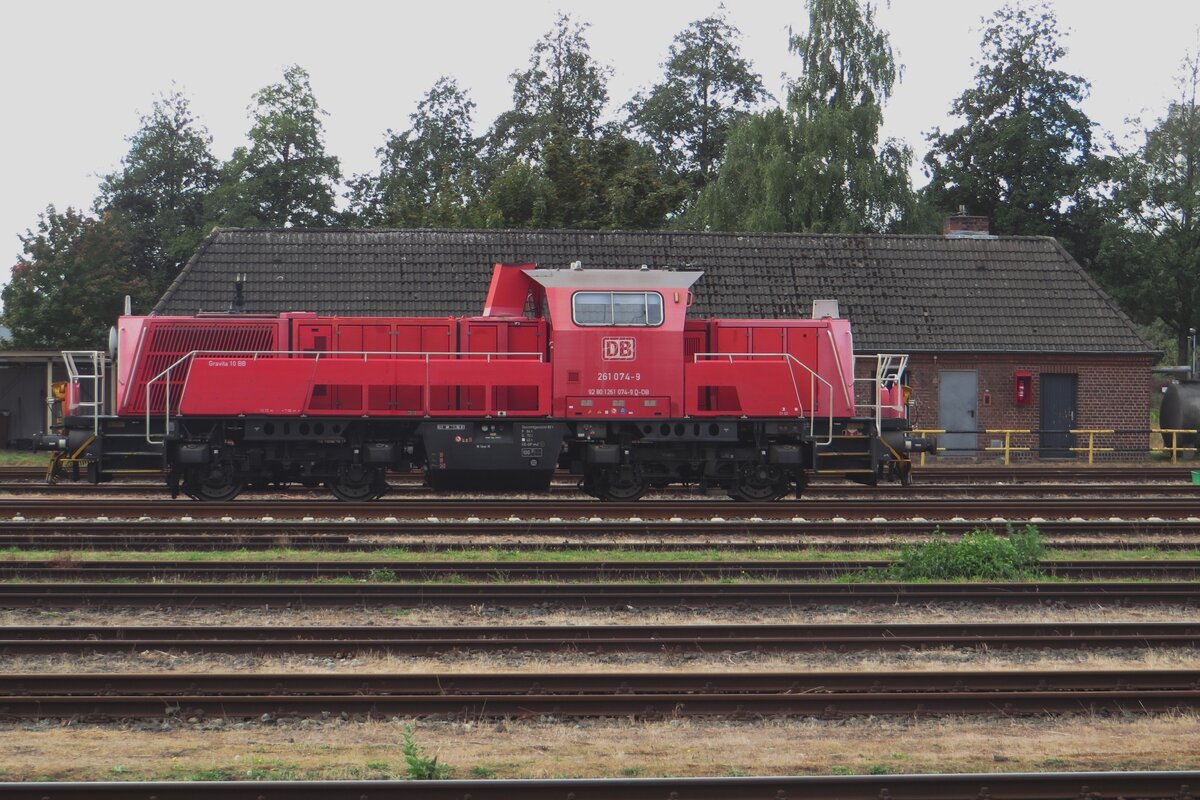 Am 19 September 2022 steht 261 074 abgestellt in Itzehoe.