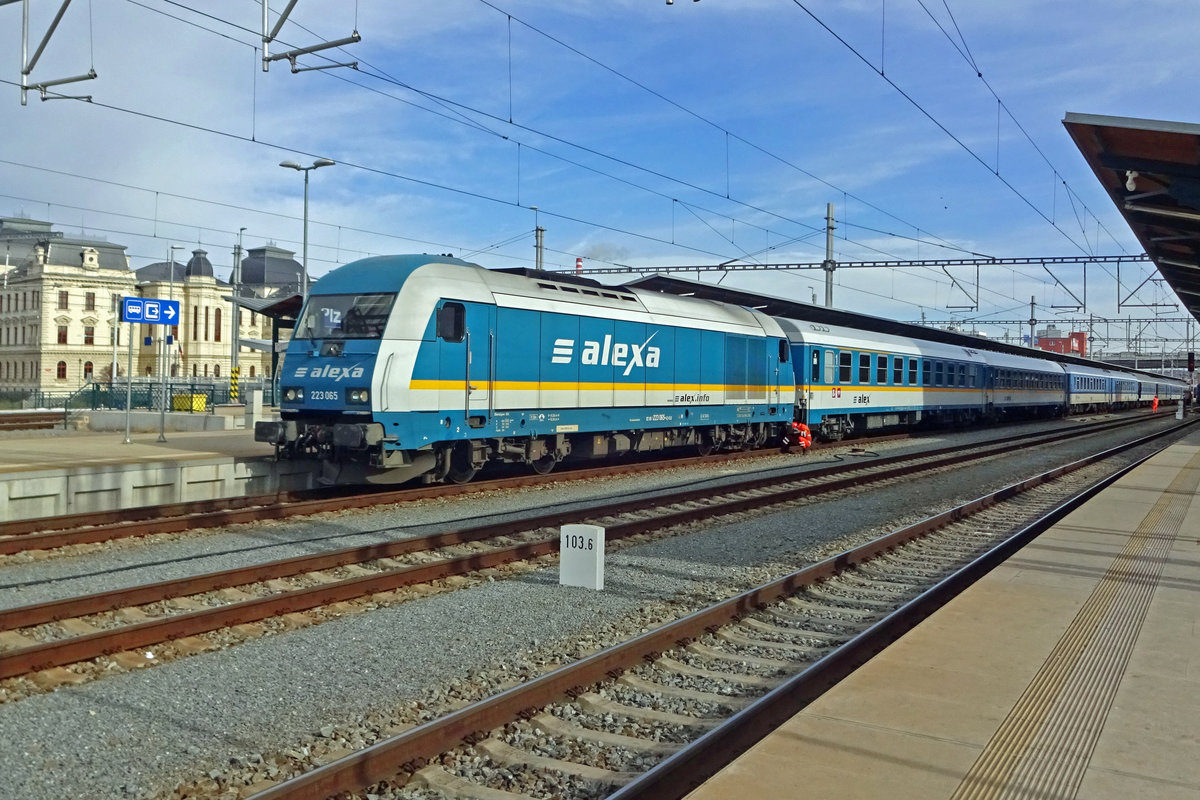 Am 21 Februar 2020 verl�sst ALEX 223 065 Plzen hl.n. mit ein Schnellzug richtung M�nchen Hbf.