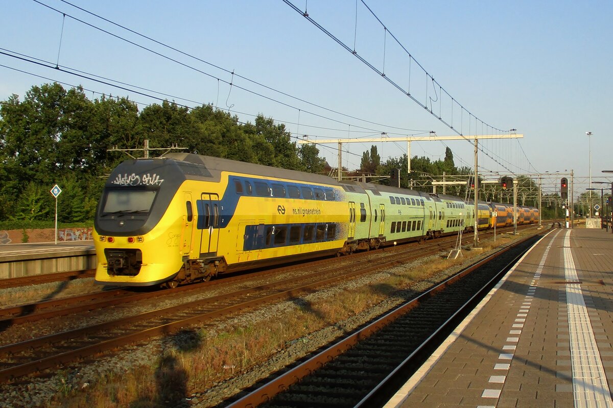 Am 27 Juli 2018 durcheilt NS 9556 mit Öko-Werbung Boxtel auf den Weg nach Haarlem.