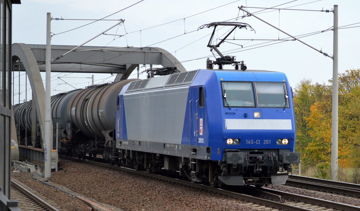 ATC Mietlok für HGK/RheinCargo 2015/145-CL 201 (145 097-2) mit Kesselwagenzug am 14.10.14 Berlin-Pankow.