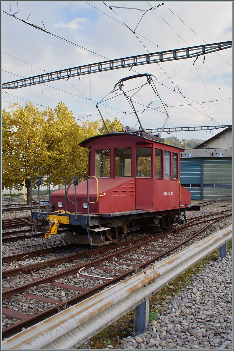 Auch der CEV Te 3/2 82 war bei der Rückkehr der Ge 4/4 81 im Einsatz. 

18. Oktober 2022