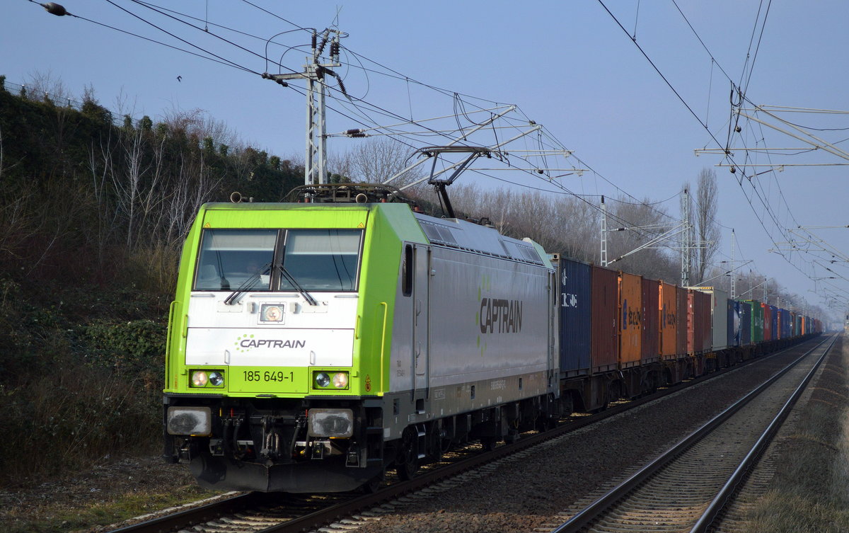 Captrain/ITL 185 649-1 mit Containerzug am 09.02.18 Berlin-Hohenschönhausen.