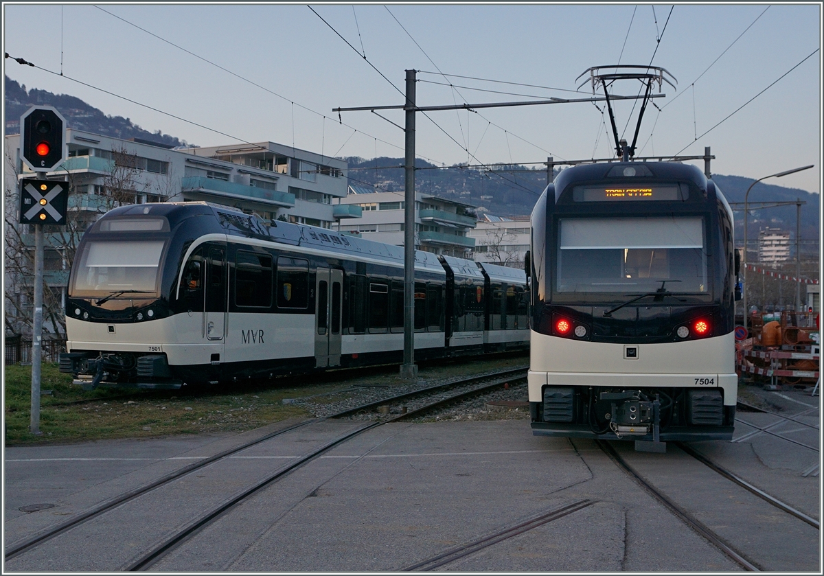 CEV MVR SURF  Série Unifiée pour Réseau Ferré métrique  GTW ABeh 2/4 N° 7501 und 7504 in Vevey. 
18. März 2016