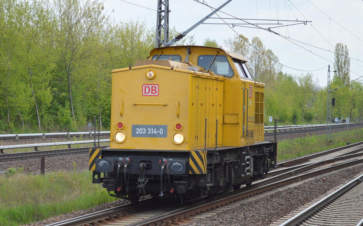 DB Netz mit 203 314-0 am 03.05.16 Berlin-Hohenschönhausen.