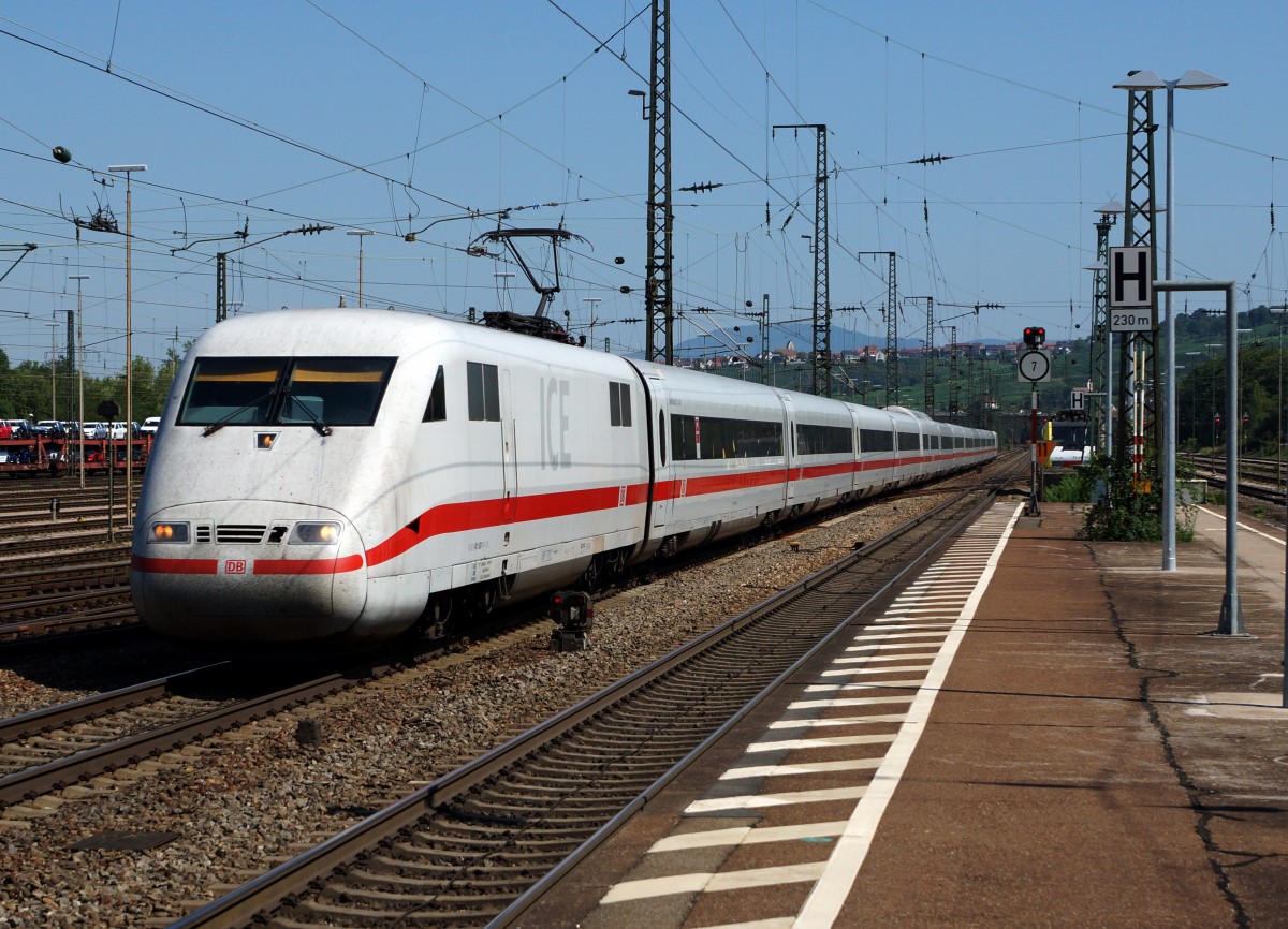 DB/Weilam Rhein: ICE der ersten Generation auf der Fahrt nach Basel SBB anl�sslich der Bahnhofsdurchfahrt Weil am Rhein am 7. August 2015.
Foto: Walter Ruetsch