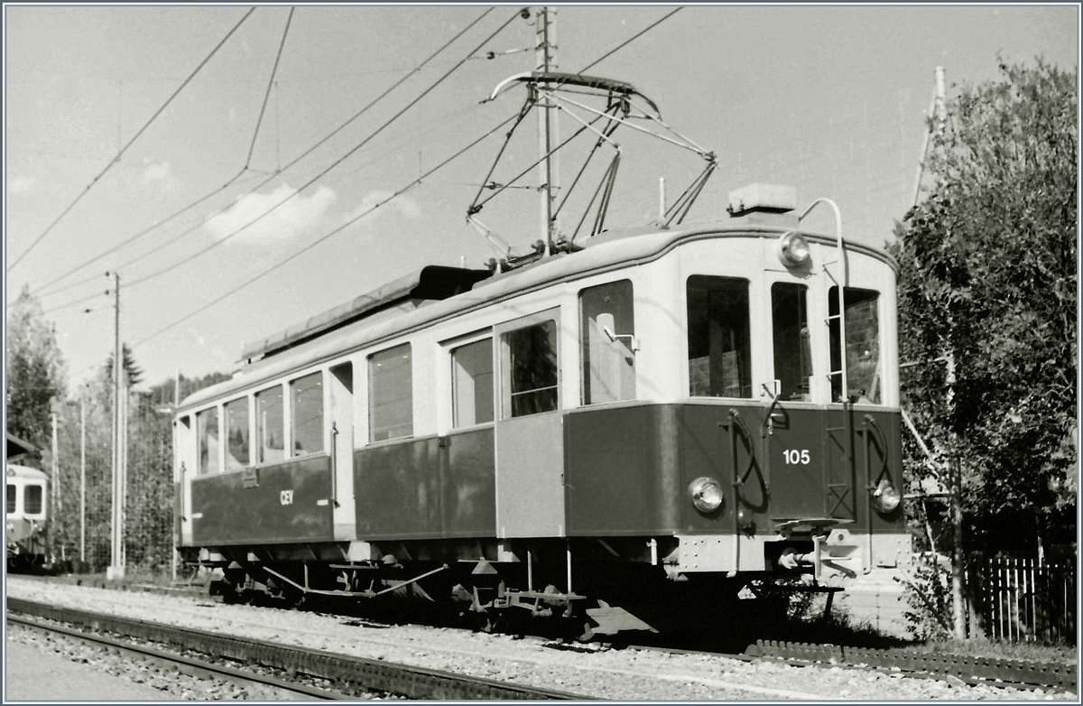 Der CEV BDe 4/4 105 im Sommer 1985 in Blonay. Nun soll der Triebwagen bei der B-C aufgearbeitet werden und ich freue mich schon jetzt ihn wieder fahren zu sehen.
