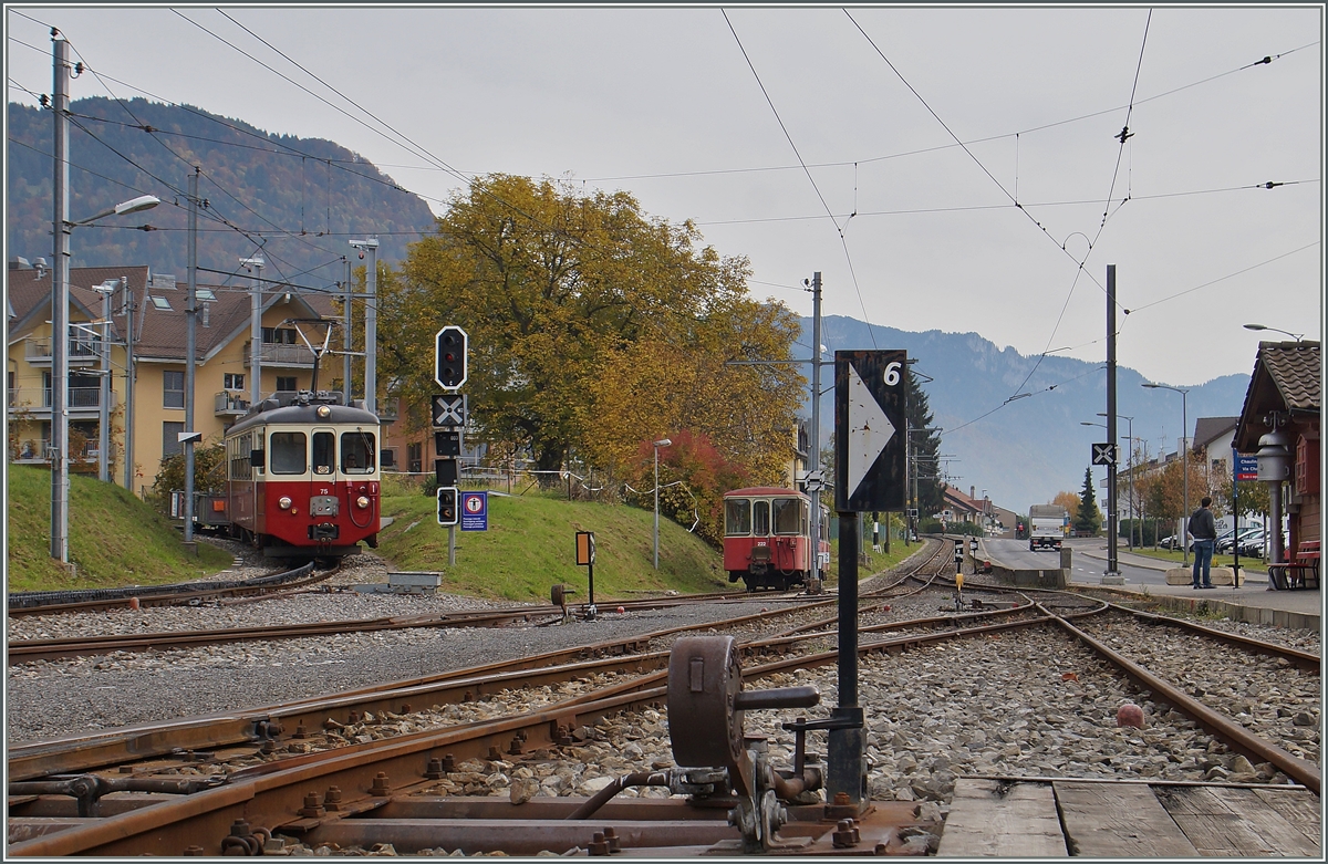 Der CEV MVR BDeh 2/4 N° 75 erreicht, von Les Pleiadas kommend, Blonay.
24. Okt. 2015