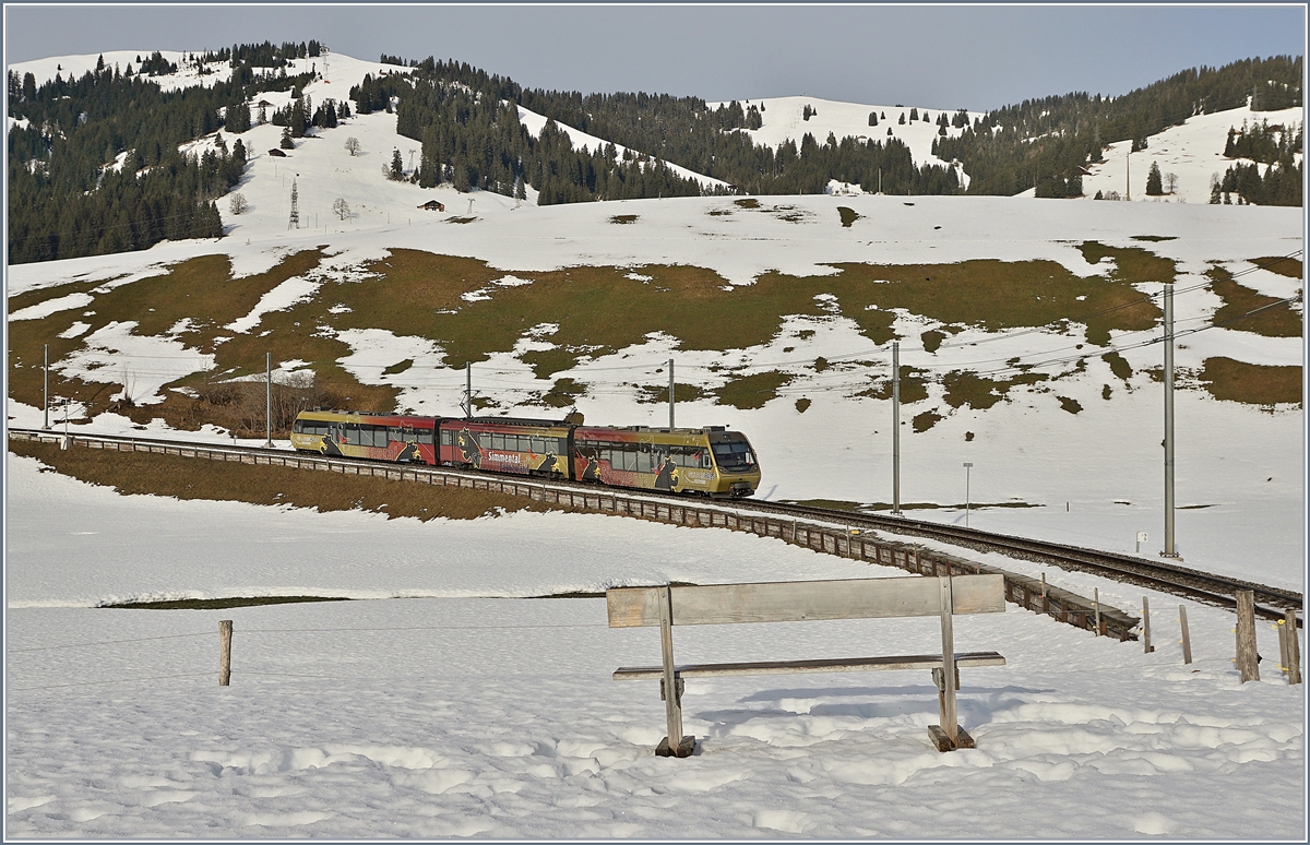 Der  Lenkerpendel  in seiner  Normalfarbe  au der Fahrt Richtung Gstaad zwischen Schönried und Zweisimmen.
10. Jan. 2018