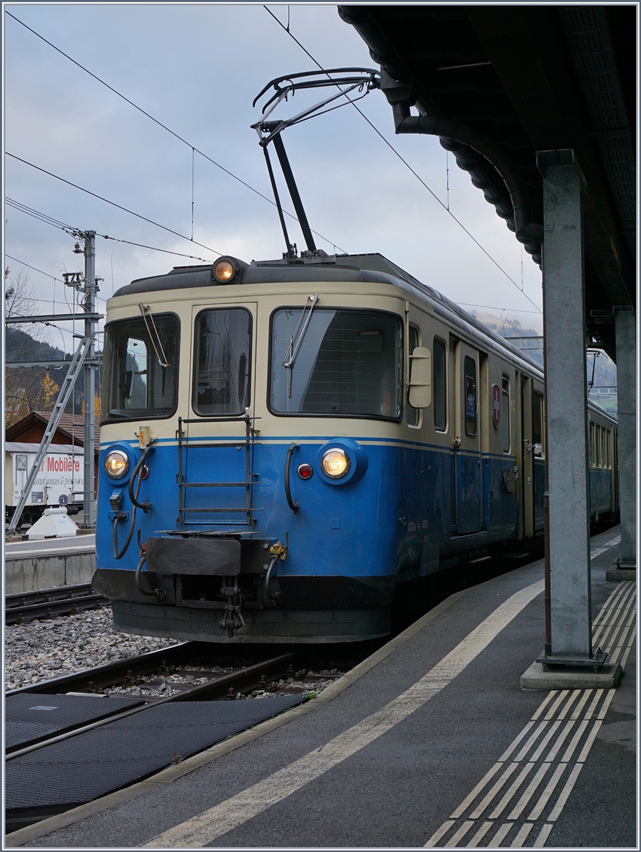 Der MOB ABDe 8/8 4001 SUISSE in Gstaad.
30. Okt. 2017