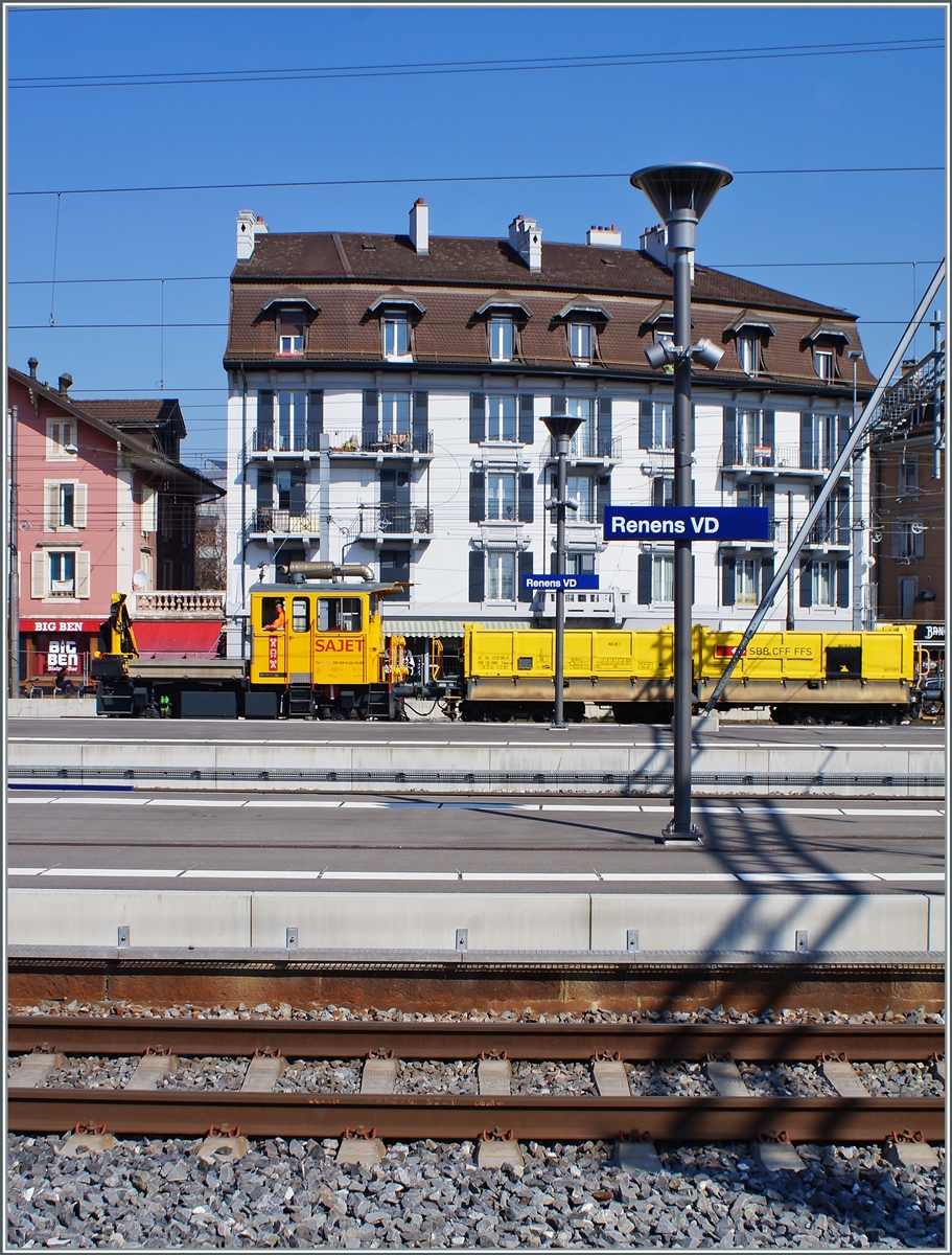 Der Sajet Tm III 232 020-8 mit einem Fans in Renens VD. 

10. März 2022 
