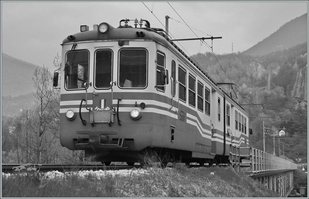 Der SSIF ABe 6/6 35  Verbano  als Regionalzug 750 von Re nach Domodossola kurz vor seinem Ziel. 
3. April 2014